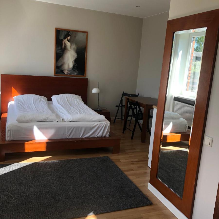 Seven Sisters Apartments With Self Check-In Лиепая Экстерьер фото