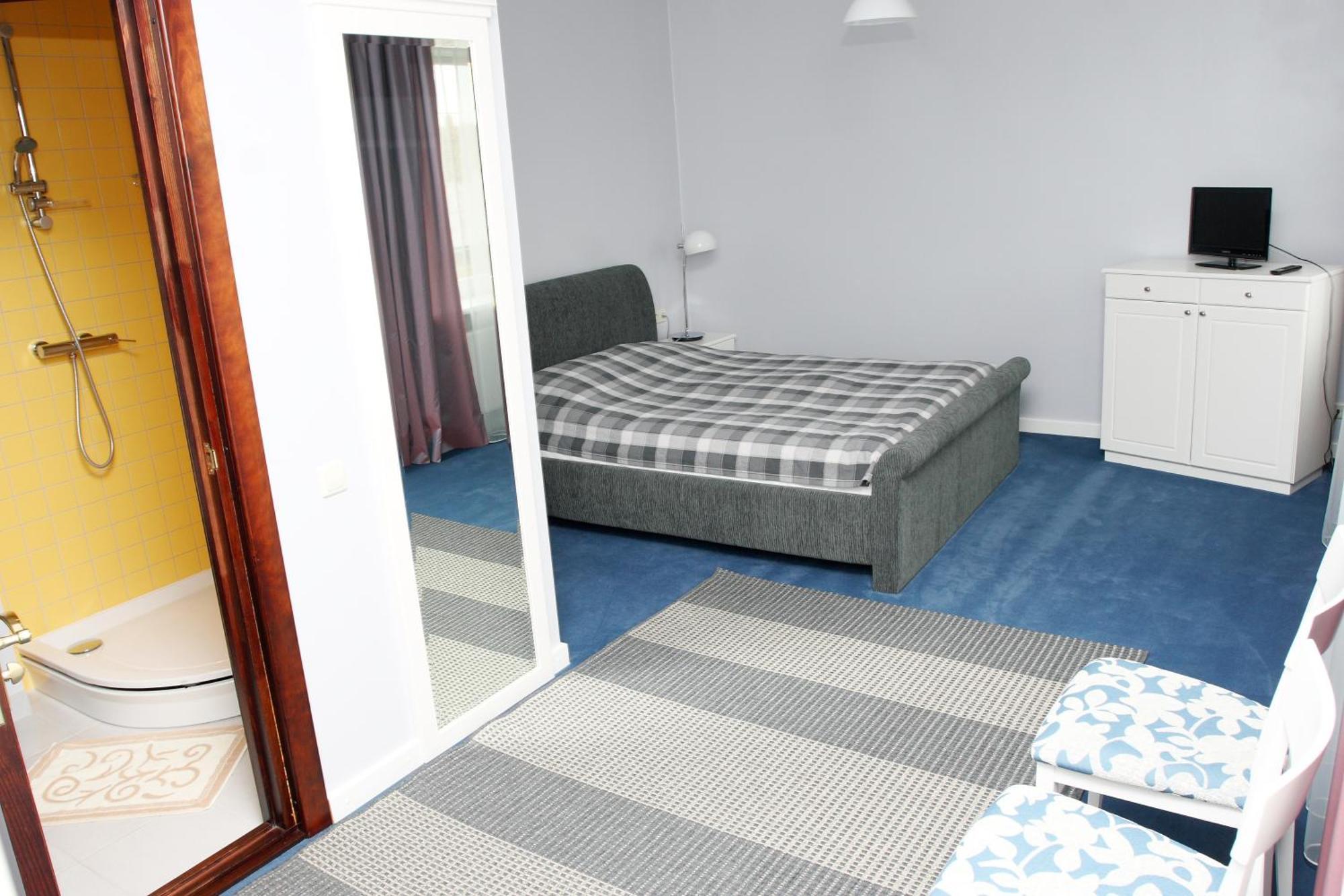 Seven Sisters Apartments With Self Check-In Лиепая Экстерьер фото