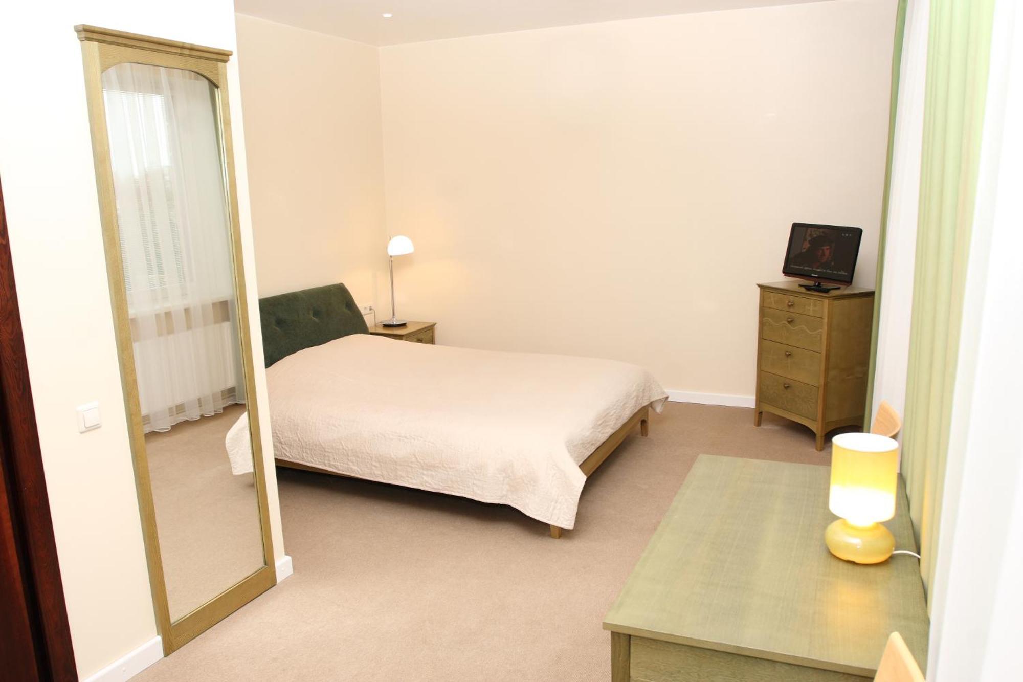 Seven Sisters Apartments With Self Check-In Лиепая Экстерьер фото