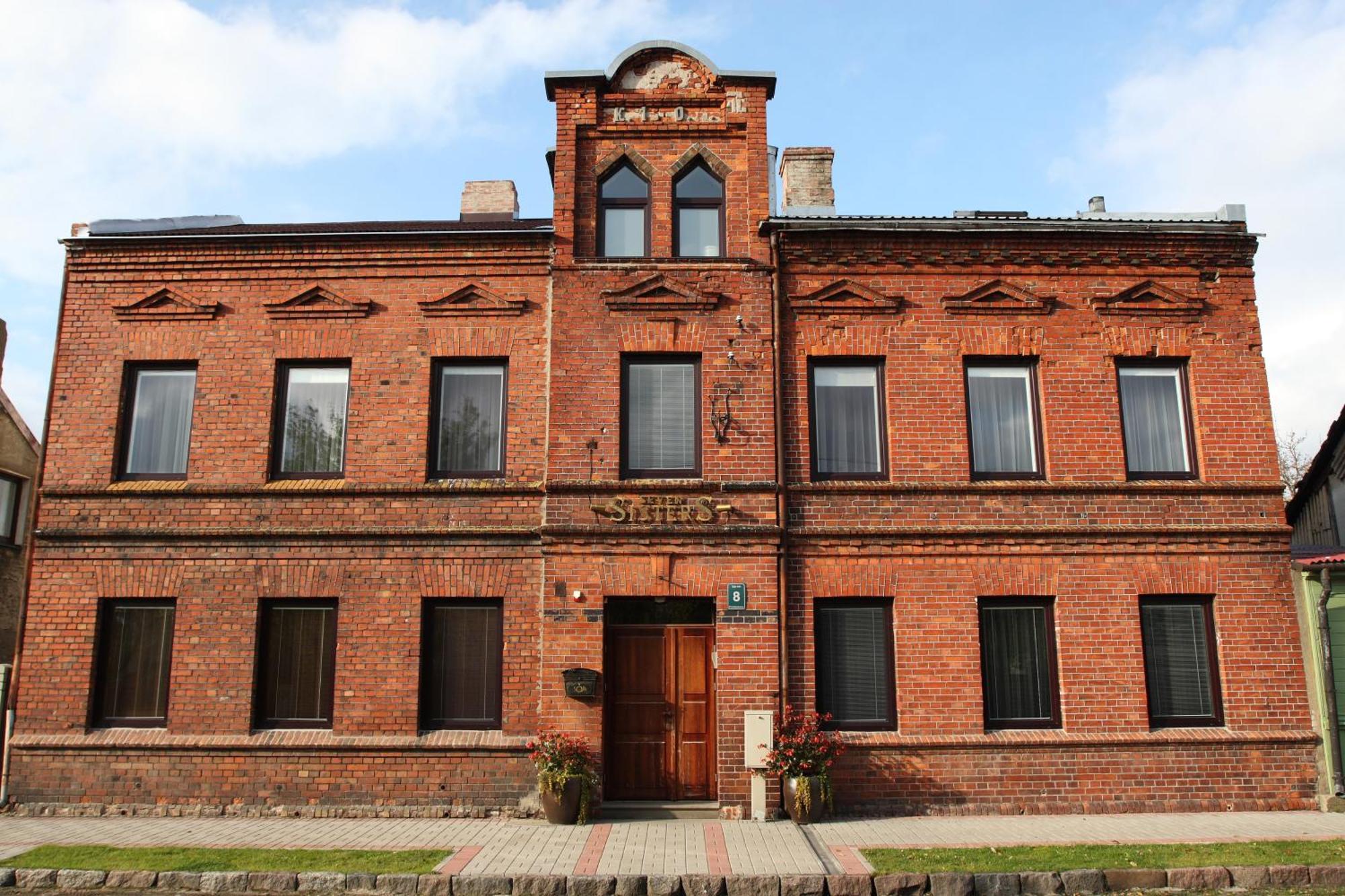 Seven Sisters Apartments With Self Check-In Лиепая Экстерьер фото