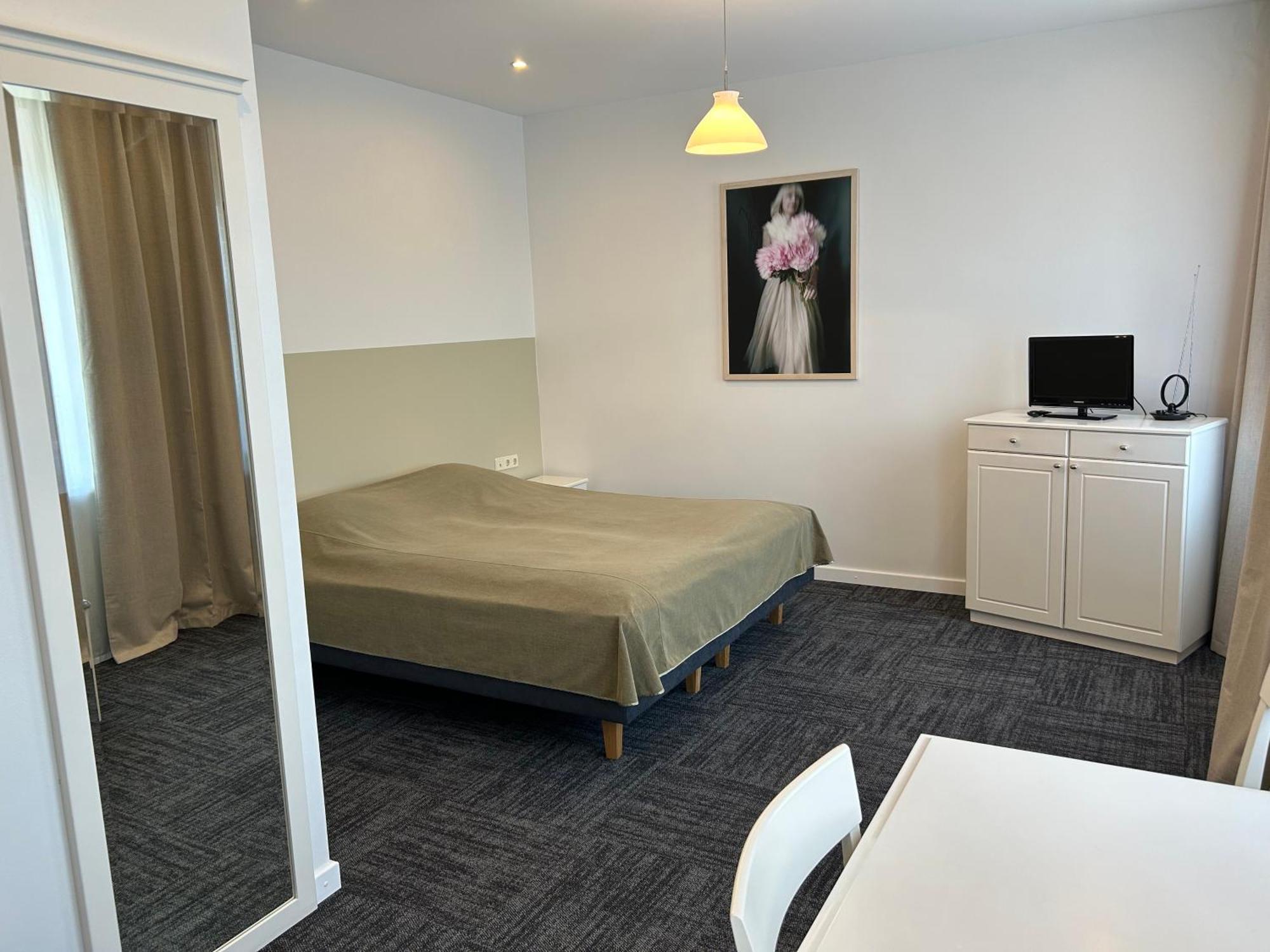 Seven Sisters Apartments With Self Check-In Лиепая Экстерьер фото